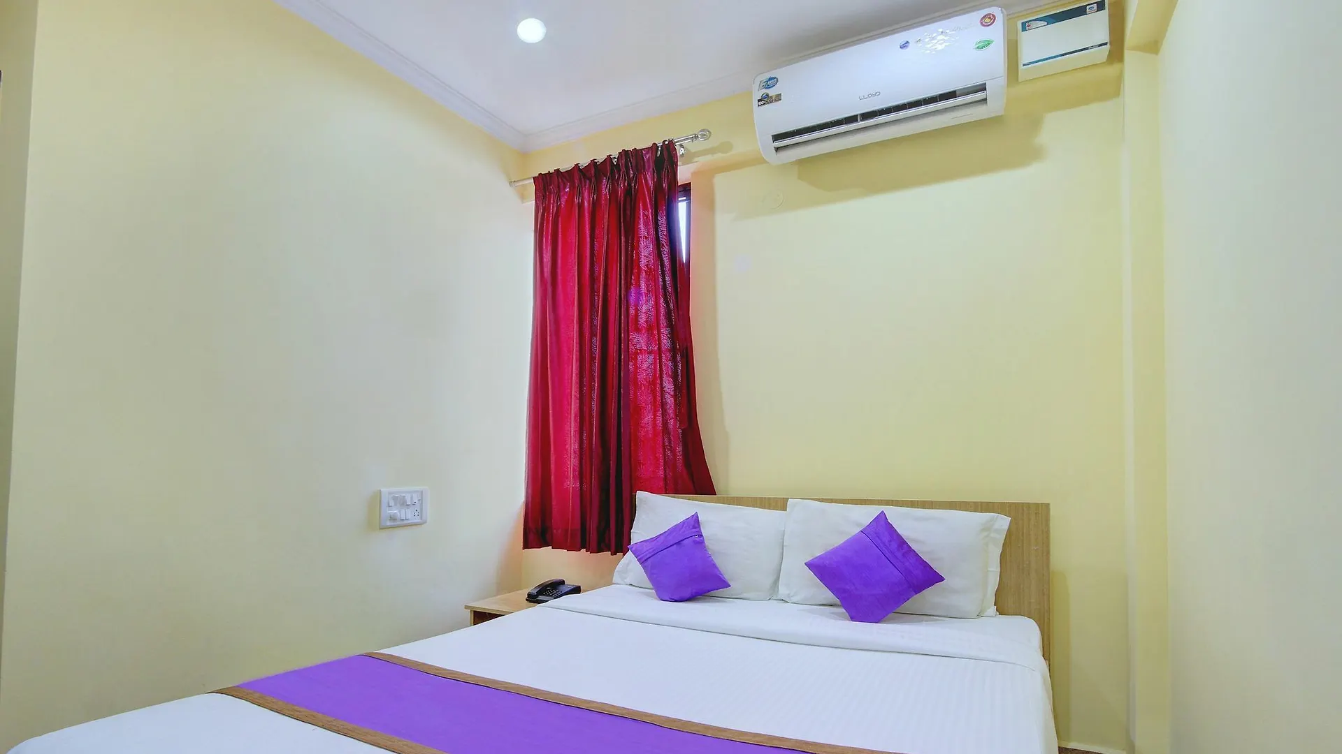 Hotel Sri Sai Comforts Mysore